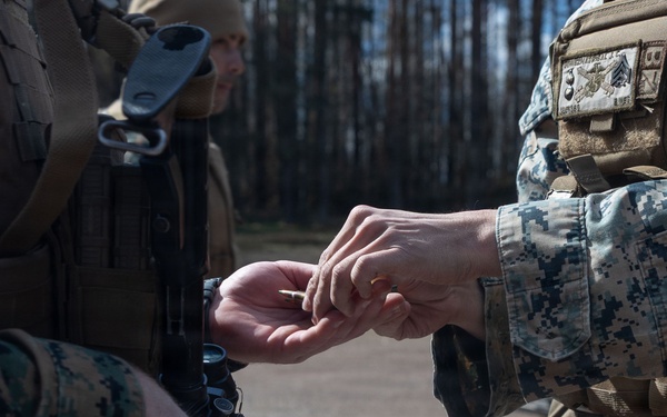 CLB-24 Marines conduct battlesight zero range in Sweden