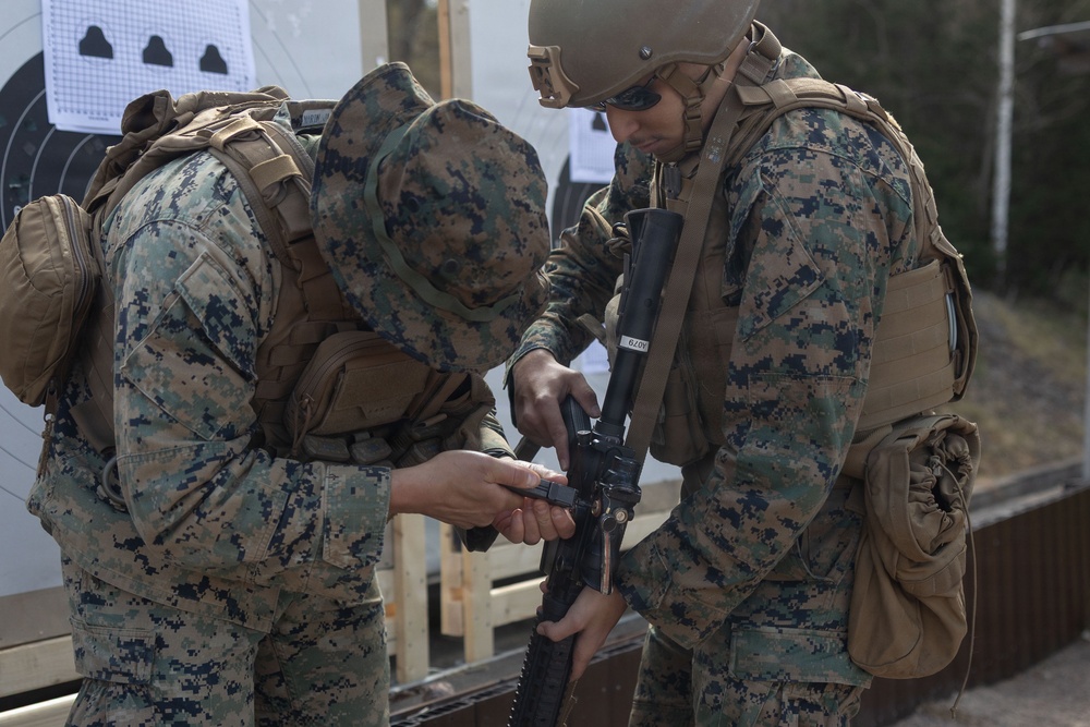 CLB-24 Marines conduct battlesight zero range in Sweden
