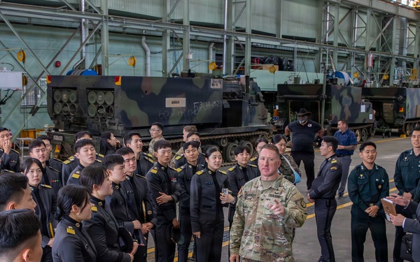 Future Leaders Visit the 19th ESC