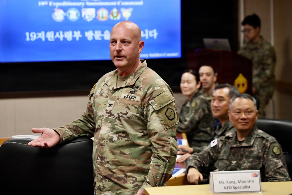 Future Leaders Visit the 19th ESC