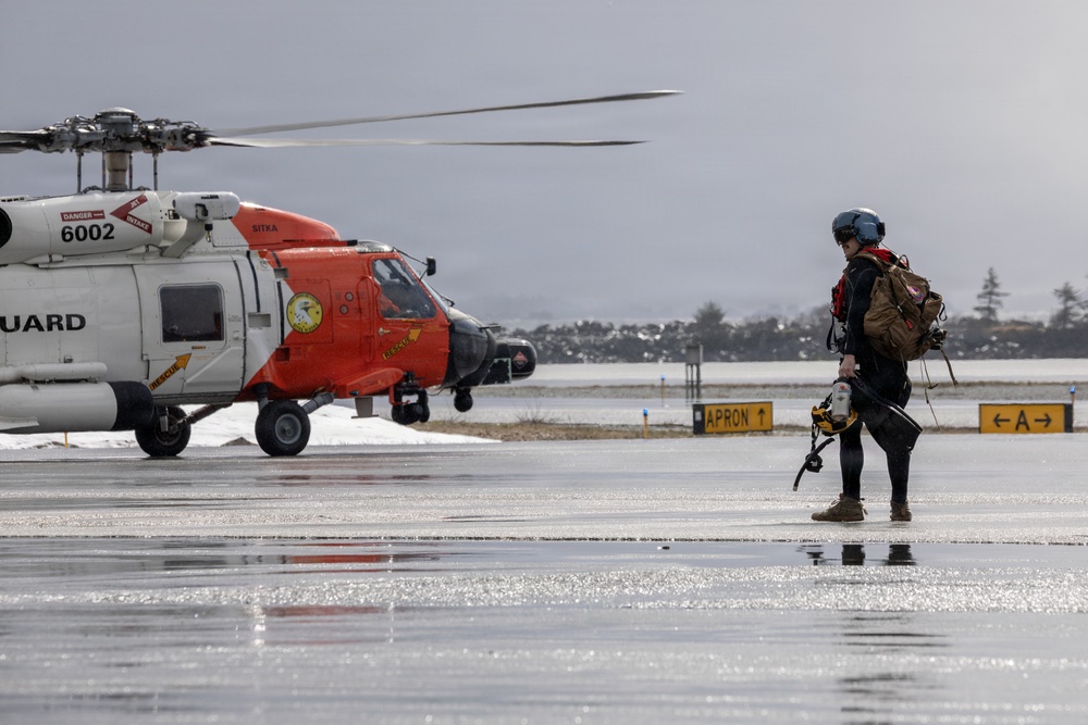 176th Wing Air National Guardsmen partner with Army and Coast Guard helicopter aviators during SAREX 2026