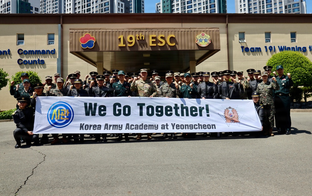 Future Leaders Visit the 19th ESC