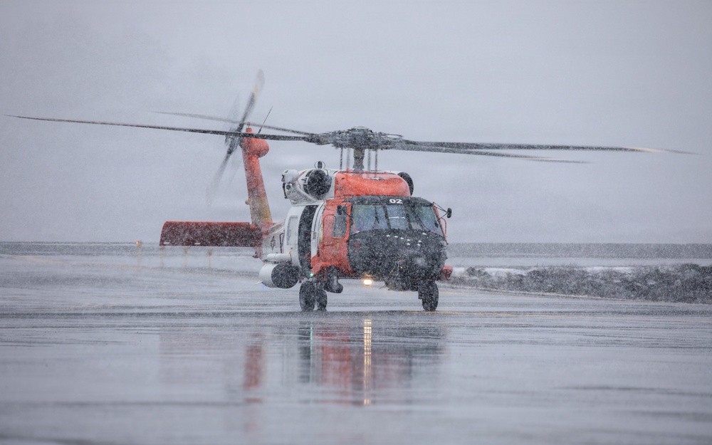 176th Wing Air National Guardsmen partner with Army and Coast Guard helicopter aviators during SAREX 2026