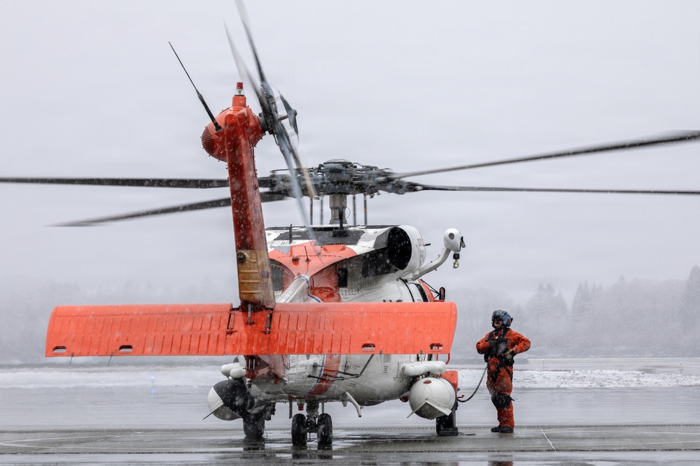 176th Wing Air National Guardsmen partner with Army and Coast Guard helicopter aviators during SAREX 2026