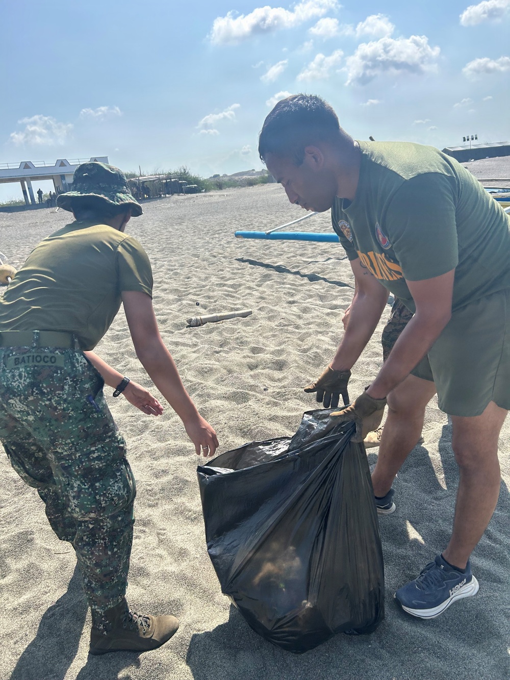 Balikatan 2026: 3rd MLR, Philippine Marines conduct beach clean up