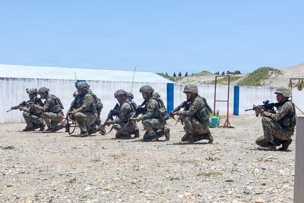 Balikatan 2026: U.S., Philippine, Japanese forces conduct combined amphibious landing
