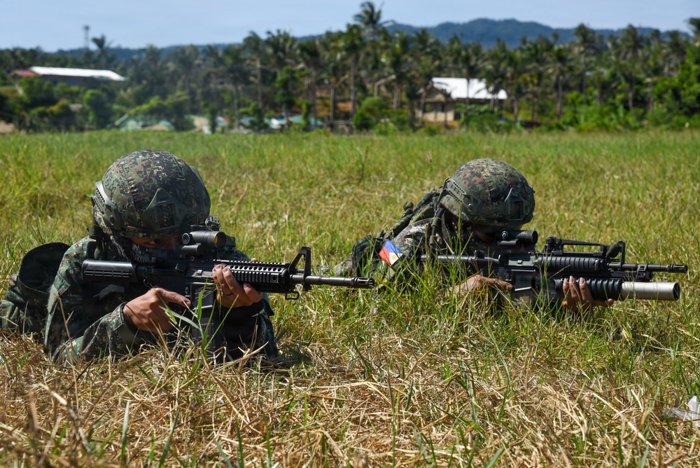 Balikatan 2026: 3rd LCT Marines, Philippine Marines simulate airfield seizure operations