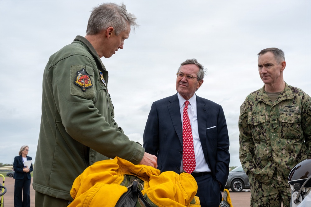 U.S. Ambassador to the United Kingdom Visits RAF Fairford