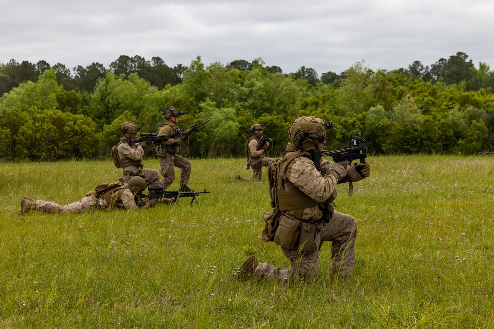 V18 Marines Participate in ACV Integration Training