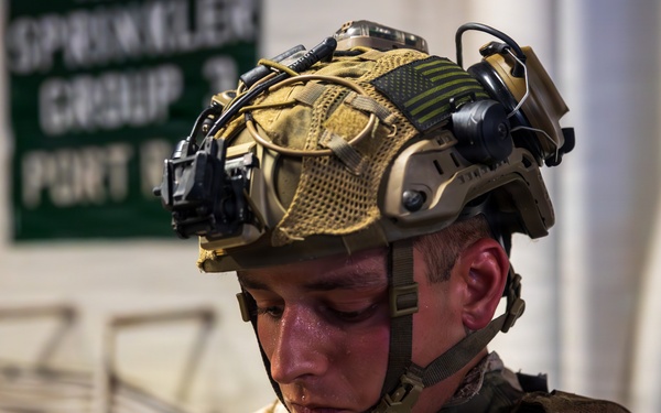 11th MEU Marines, Sailors Conduct Rappel Training Aboard USS Boxer