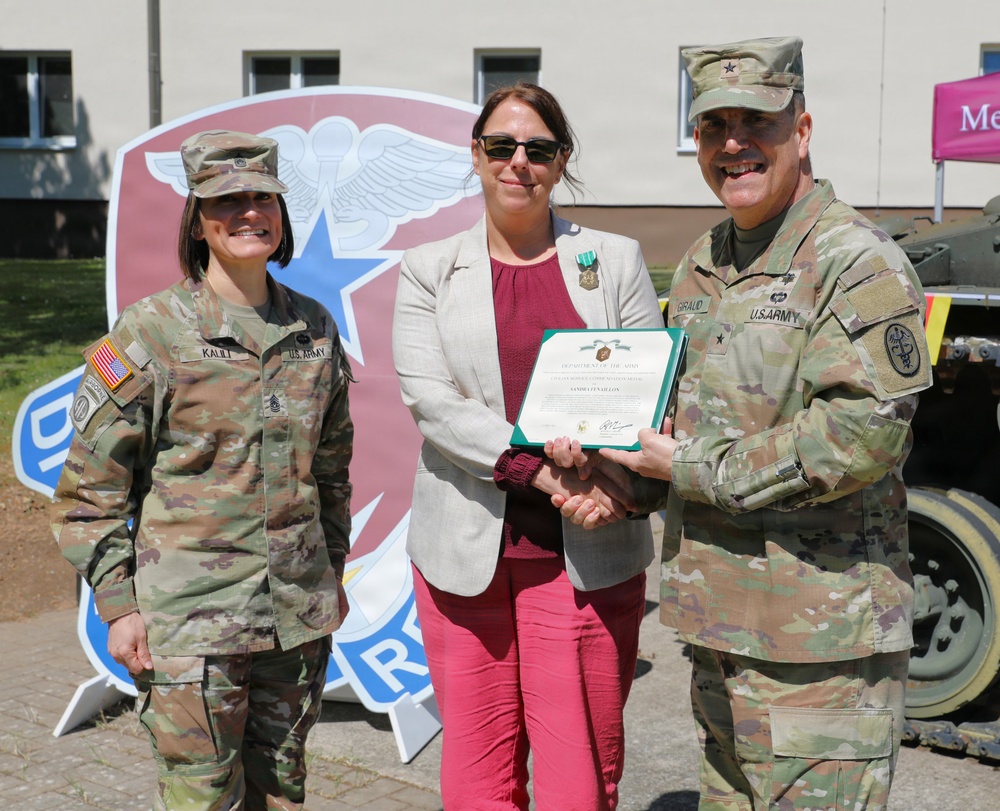 Medical Readiness Command, Europe and Defense Health Network Europe celebrate Staff Appreciation Day