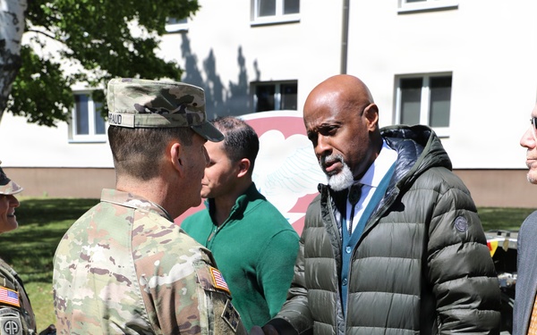 Medical Readiness Command, Europe and Defense Health Network Europe celebrate Staff Appreciation Day