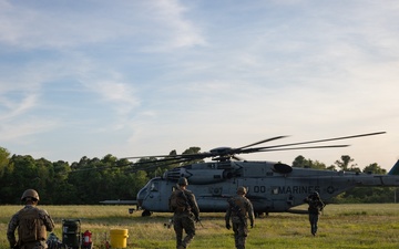 8th ESB Conducts Air-to-Ground Refueling