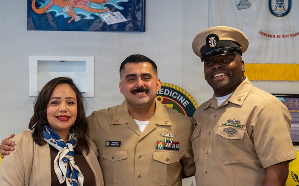 Hospital Corpsman Pinned to Senior Chief Petty Officer by Family and Leadership