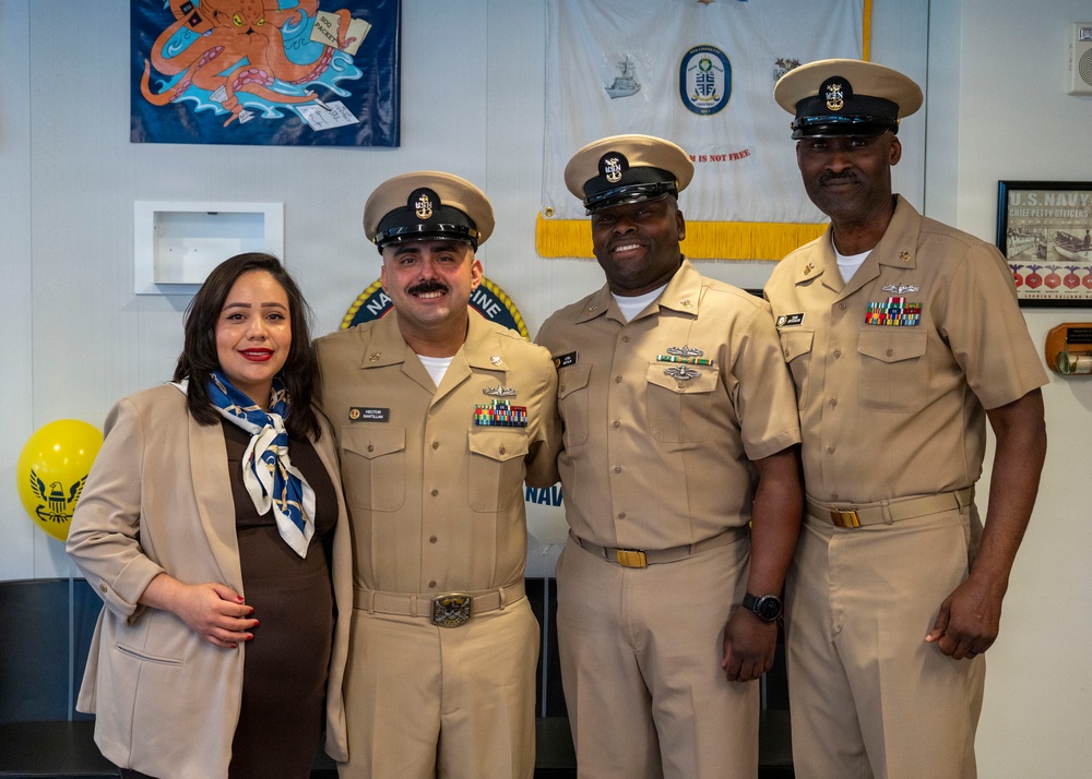 Hospital Corpsman Pinned to Senior Chief Petty Officer by Family and Leadership