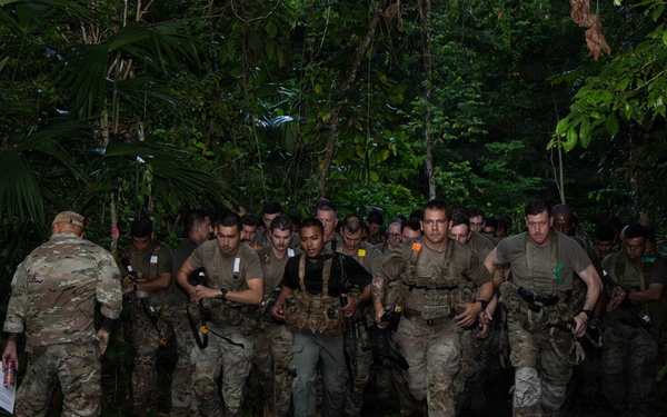 Jungle Operations Training Course - Panama: Jungle 5K and Water Purification