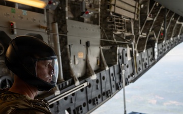 C-17 Globemaster III Aircraft Freefall Jump