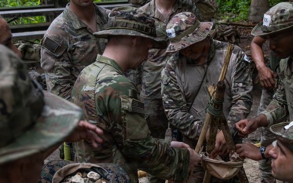 Jungle Operations Training Course - Panama: Jungle 5K and Water Purification