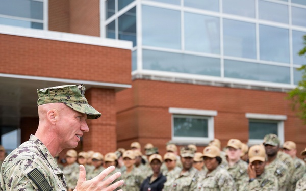 CNRFC HOLDS RESERVE PERSONNEL PROGRAM EXCELLENCE AWARD CEREMONY