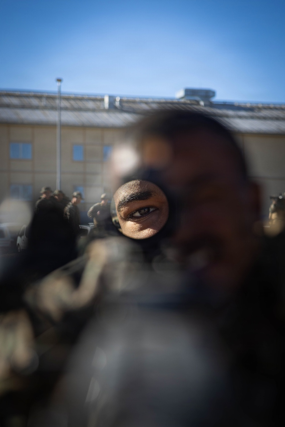 Marines conduct machine gun familiarization in Sweden