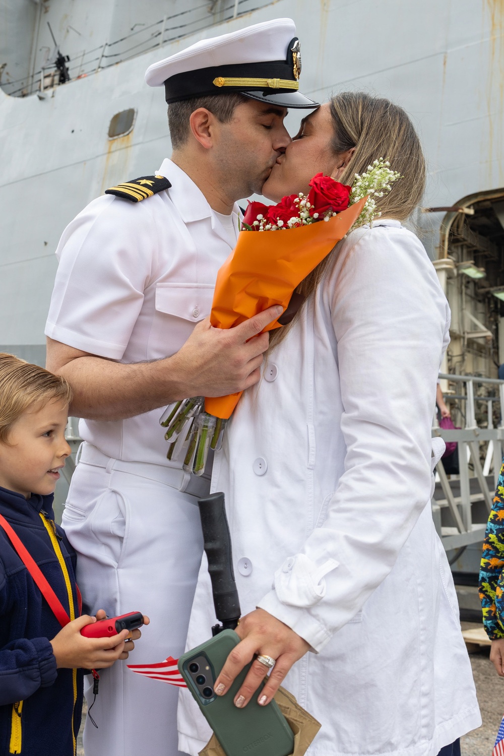 USS San Antonio (LPD 17) returns to Naval Station Norfolk