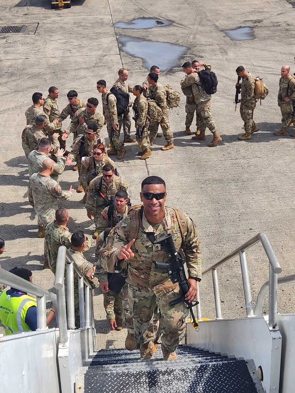 Fort Buchanan enables deployment of engineer unit through synchronized logistics
