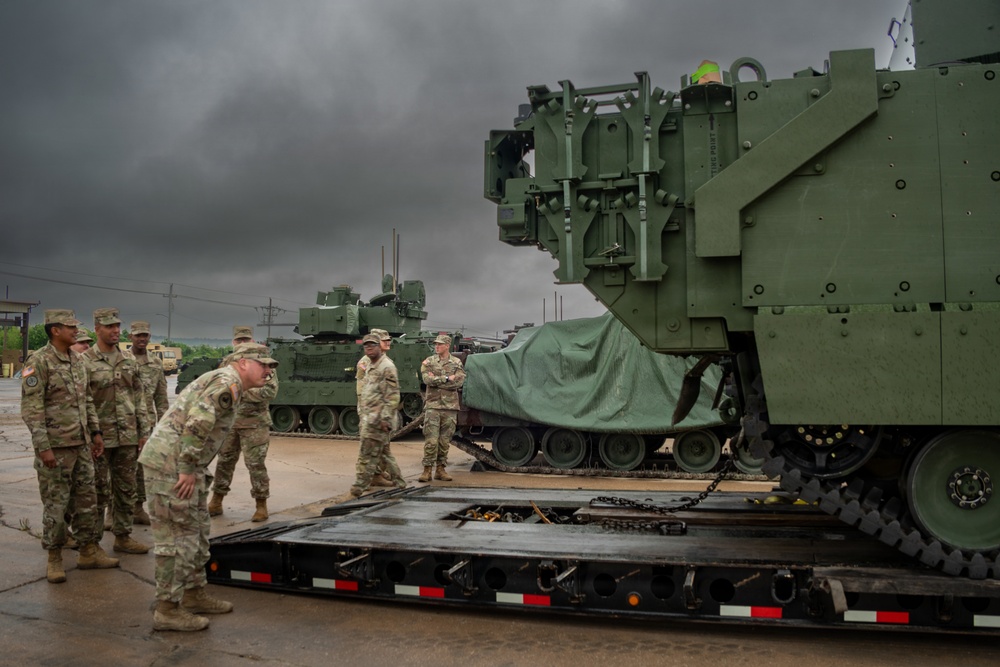 The 1st Cavalry Division tests prototypes of the new AMPV 30mm