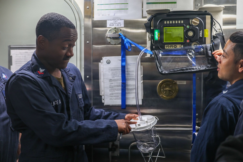 Watchstanding and Medical Training Aboard USS Decatur (DDG 73)