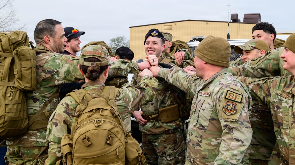 Team Scott honors military working dogs through ruck