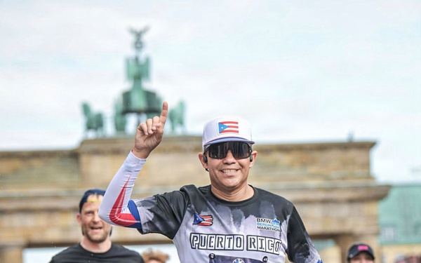 First to seven: AFSOUTH colonel completes all marathon majors in one year