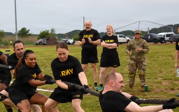 Army Reserve Soldiers celebrate 118 years of service