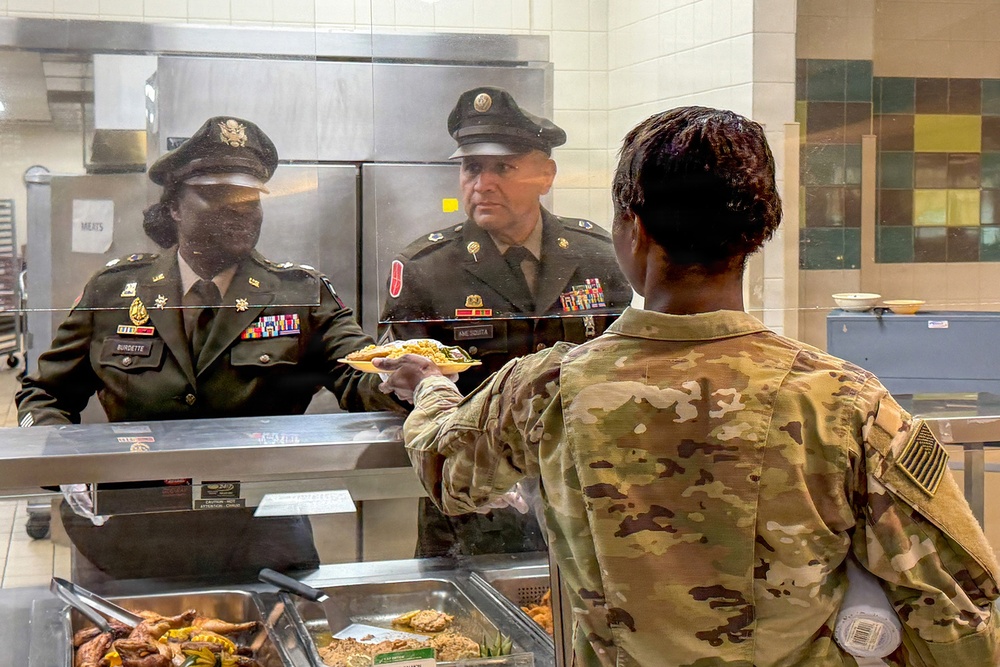 Army Reserve Soldiers celebrate 118 years of service
