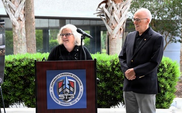 Orlando Area Soldiers, Sailors and Marines Honor Medal of Honor Recipient and Parents