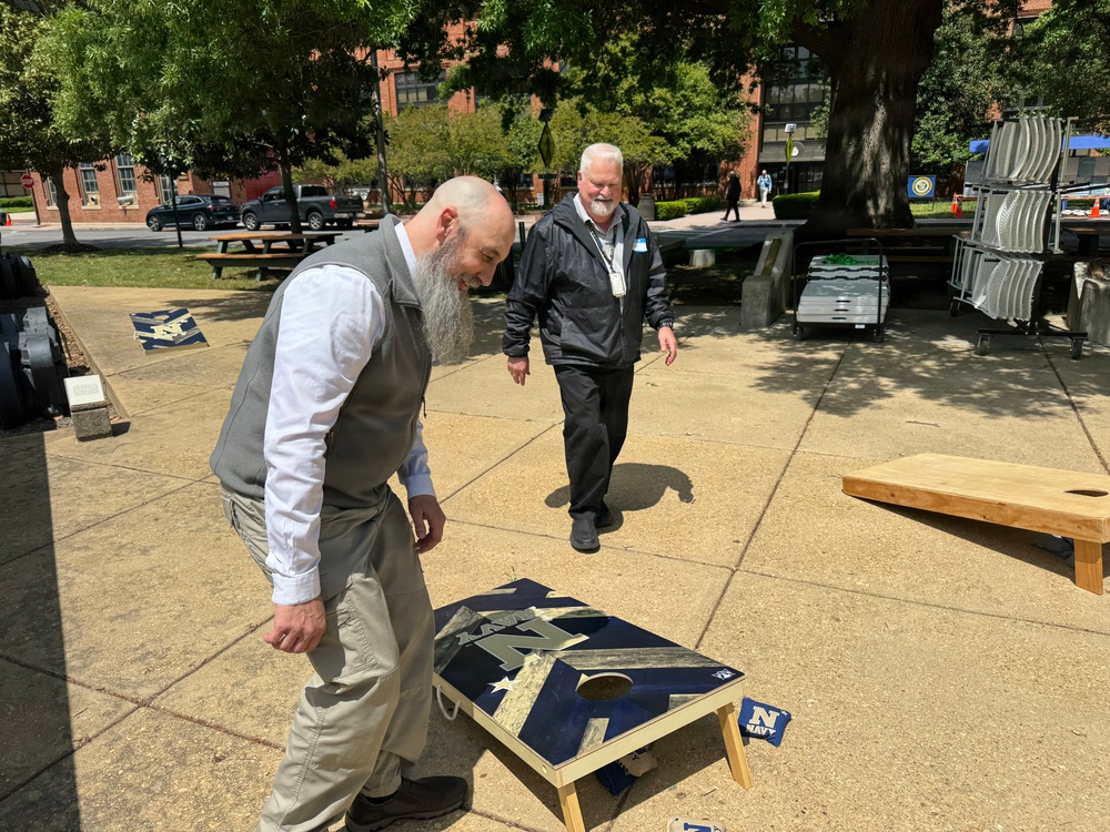 Naval District Washington Holds Command Picnic