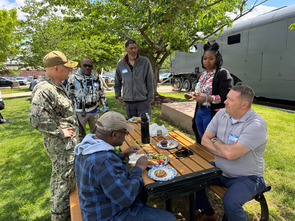 Naval District Washington Holds Command Picnic