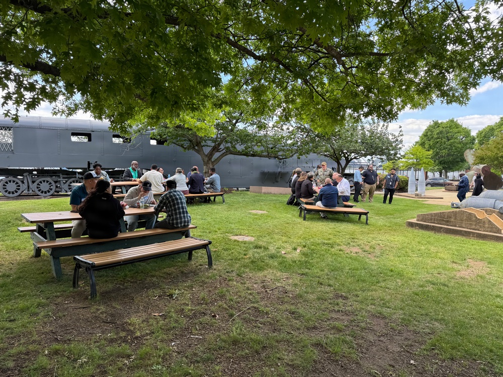 Naval District Washington Holds Command Picnic