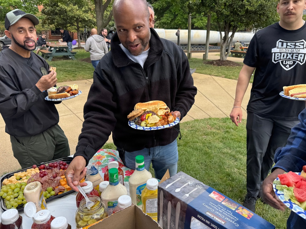 Naval District Washington Holds Command Picnic