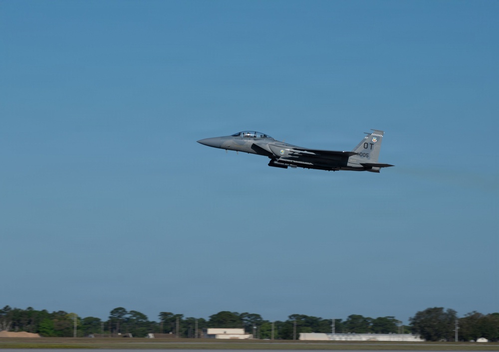 U.S. Space Force Chief of Space Operations Gen. Chance Saltzman Visits Eglin AFB
