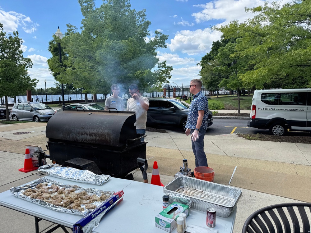 Naval District Washington Holds Command Picnic