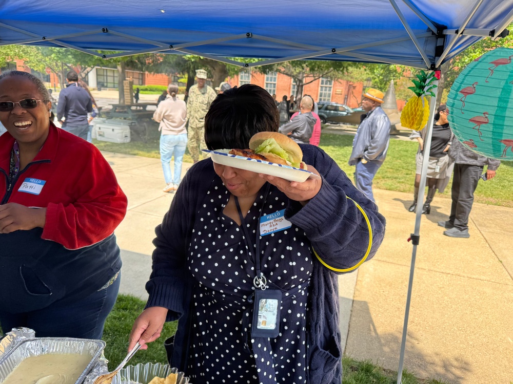 Naval District Washington Holds Command Picnic