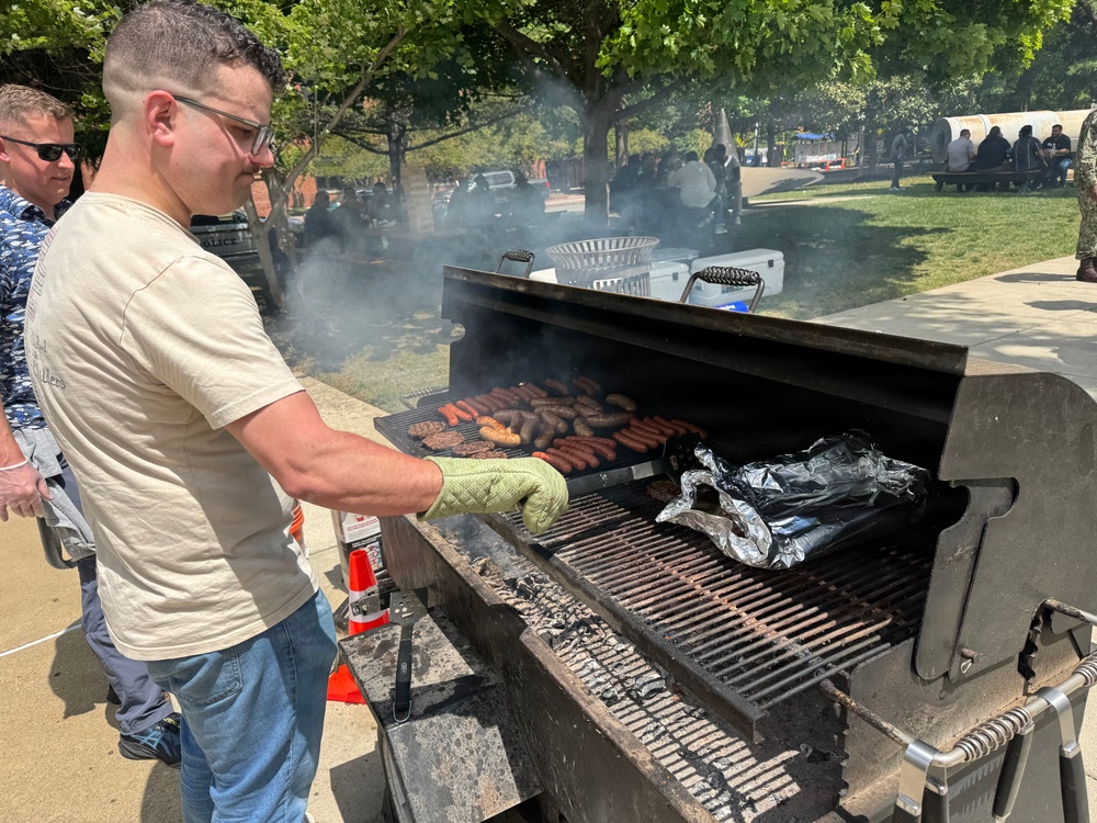 Naval District Washington Holds Command Picnic