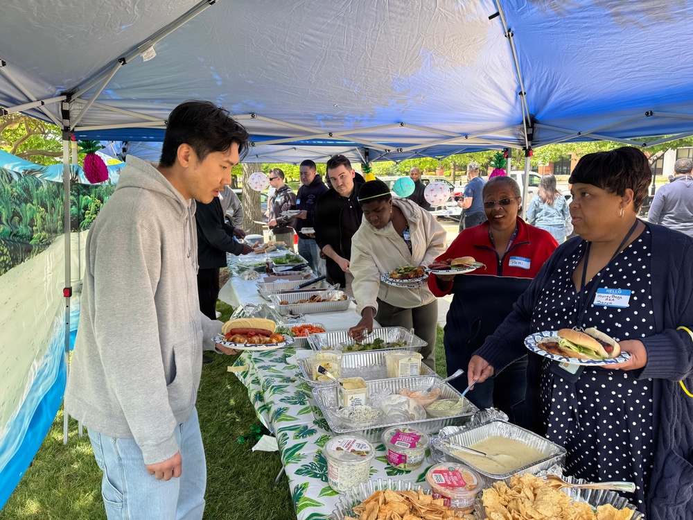 Naval District Washington Holds Command Picnic