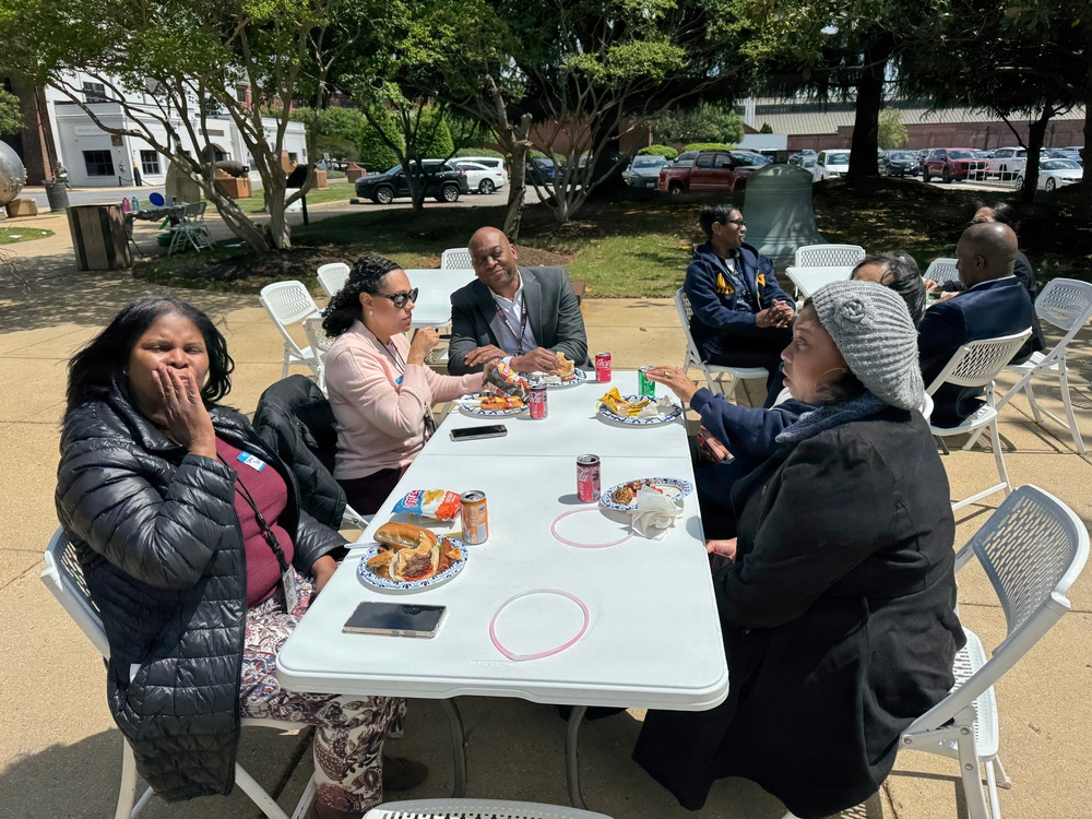 Naval District Washington Holds Command Picnic