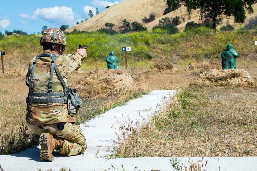 Oregon Citizen-Soldiers conduct annual training in California