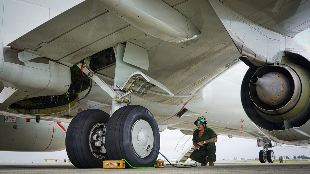 VP-26 Tridents Conduct Routine Maintenance on P-8A Poseidon