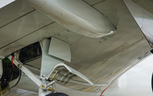 VP-26 Tridents Conduct Routine Maintenance on P-8A Poseidon