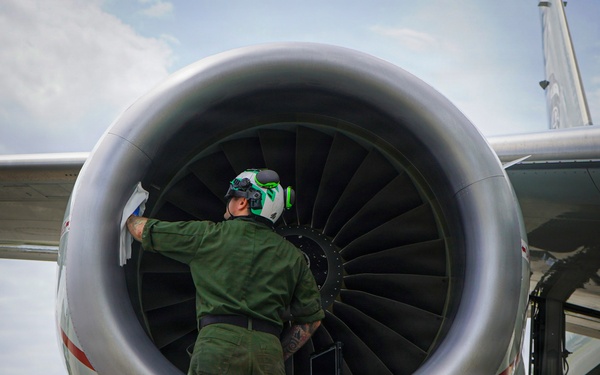 VP-26 Tridents Conduct Routine Maintenance on P-8A Poseidon