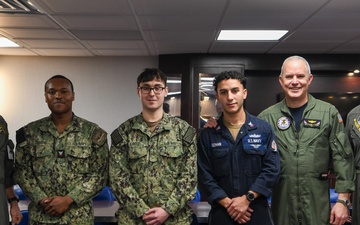 Commander, USFFC and Commander, U.S. Pacific Fleet Visit USS John C. Stennis (CVN 74)
