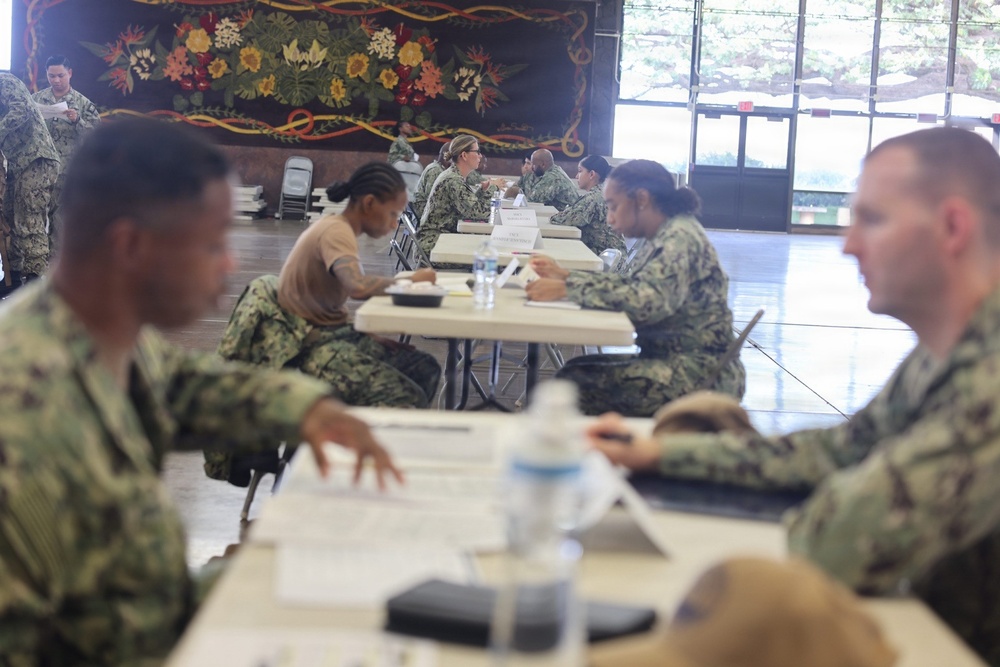JBPHH senior leaders host CPO package review event to provide mentorship and board preparation for Sailors.