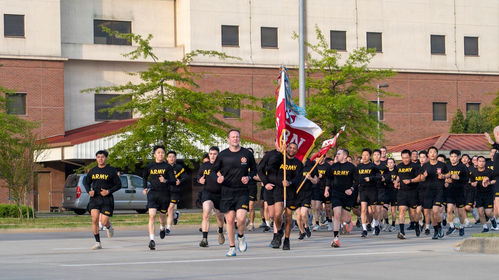 Eighth Army HHBN PV Day BN Run
